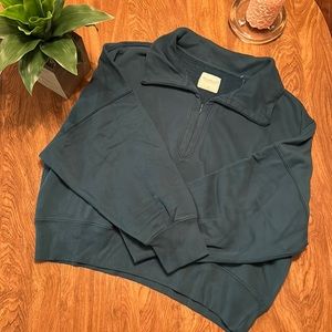 A&F XL Half Zip Hoodie